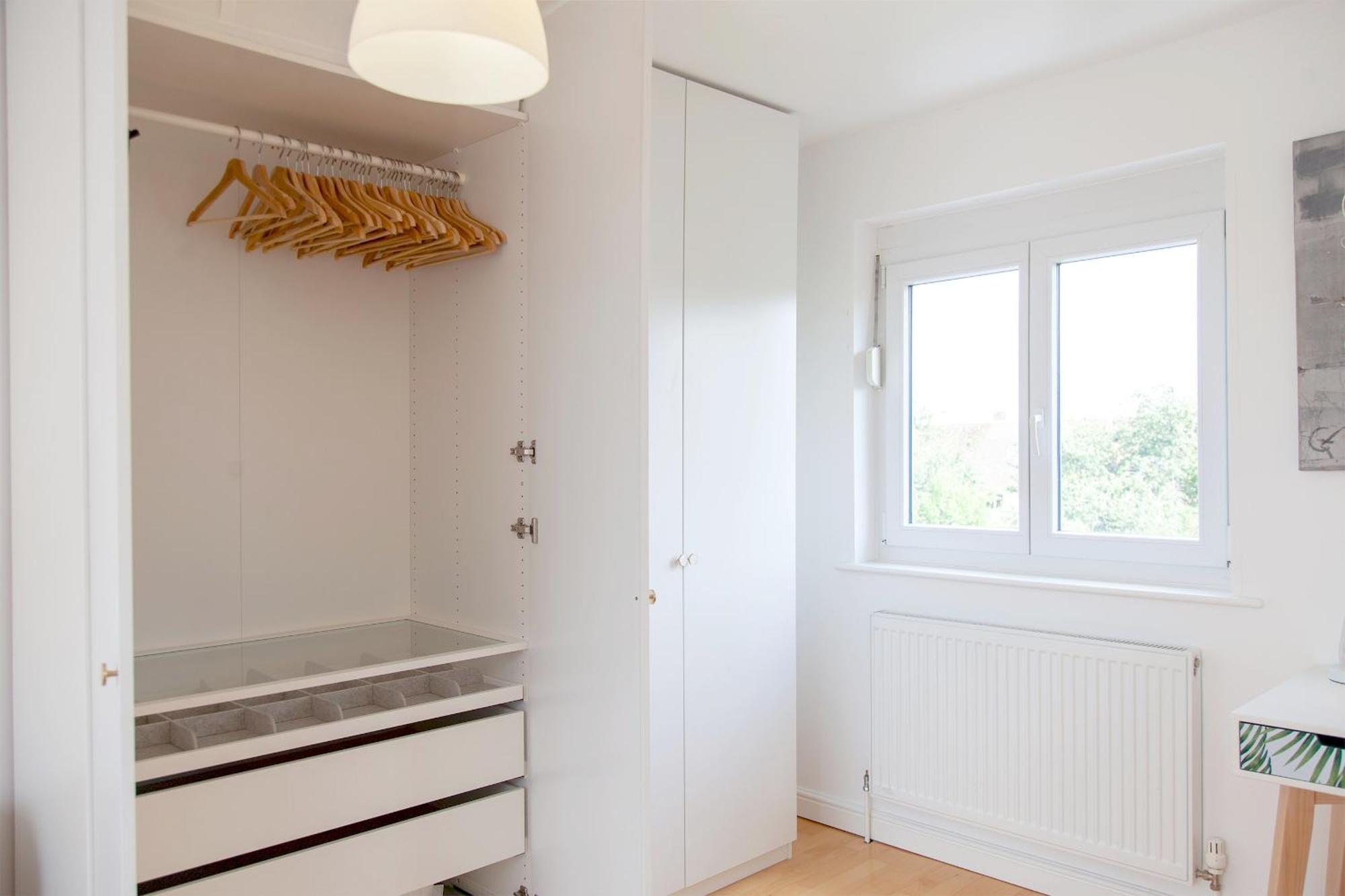 Pass The Keys 49 Byron Square Modern And Spacious 3 Bed Home With Free Parking CBG エクステリア 写真