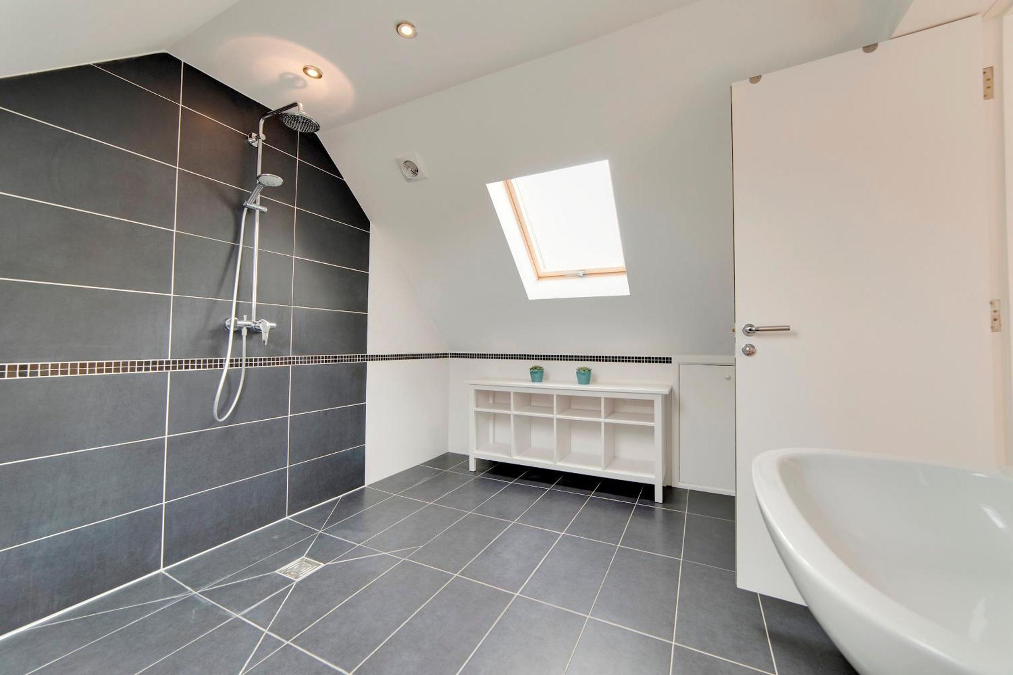 Pass The Keys 49 Byron Square Modern And Spacious 3 Bed Home With Free Parking CBG エクステリア 写真