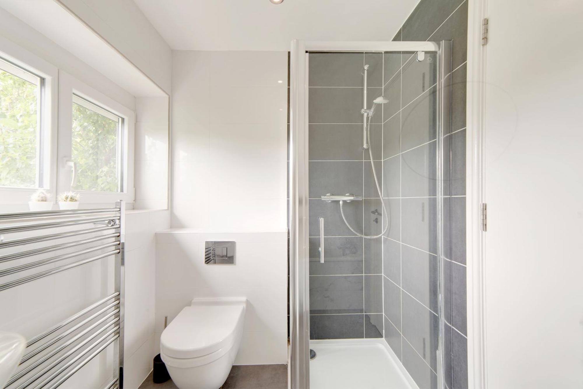 Pass The Keys 49 Byron Square Modern And Spacious 3 Bed Home With Free Parking CBG エクステリア 写真