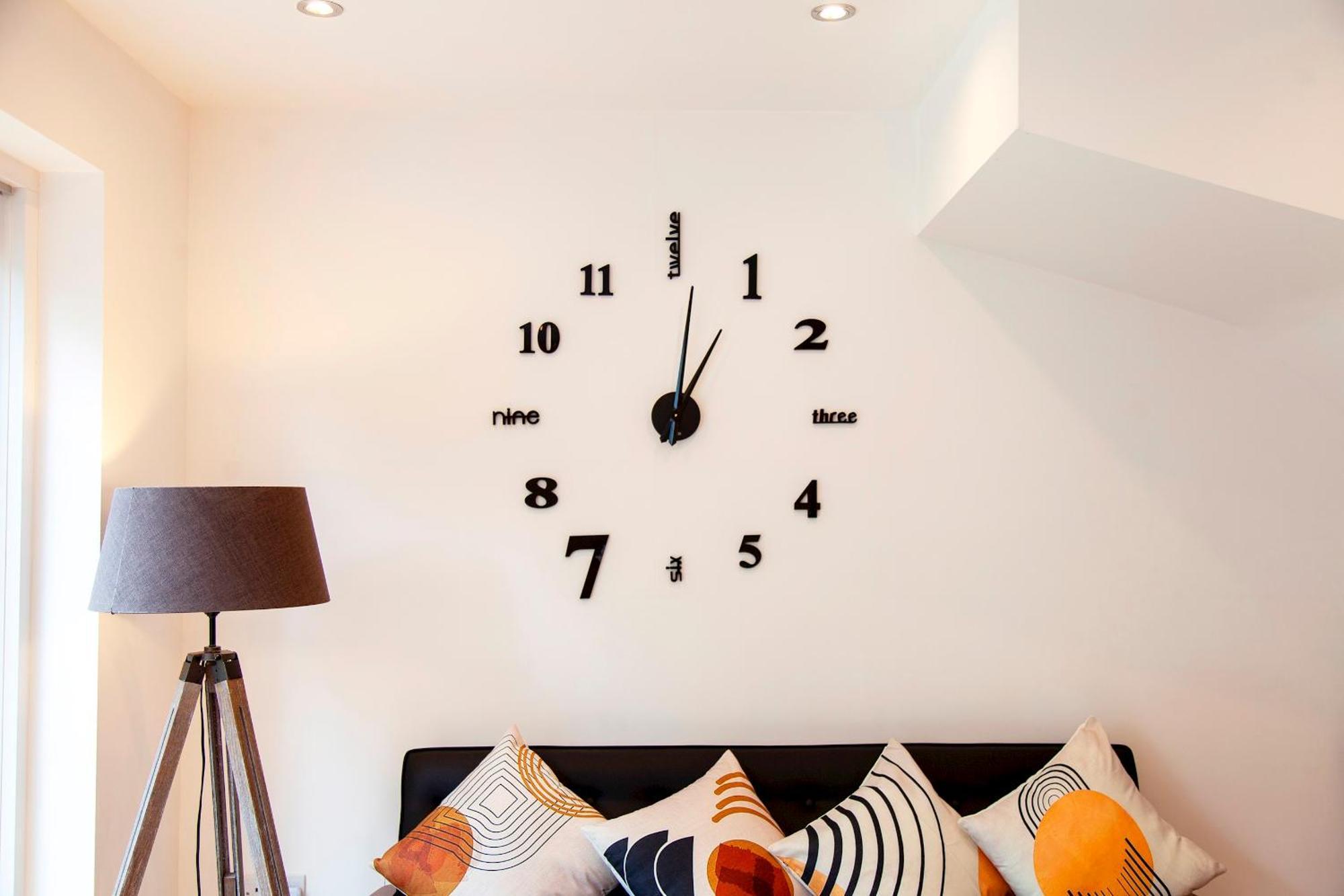 Pass The Keys 49 Byron Square Modern And Spacious 3 Bed Home With Free Parking CBG エクステリア 写真